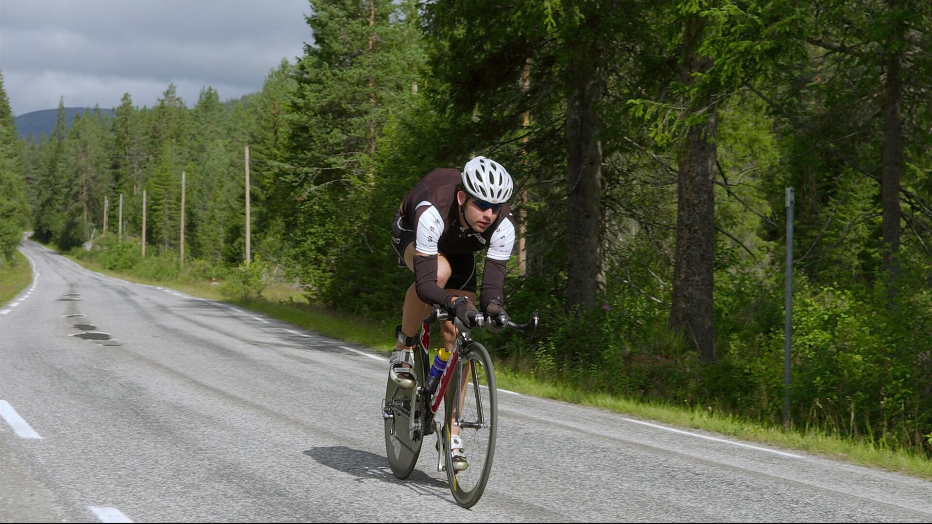 女子国家队加强门将专项训练提升比赛安全感，女子国家队队员
